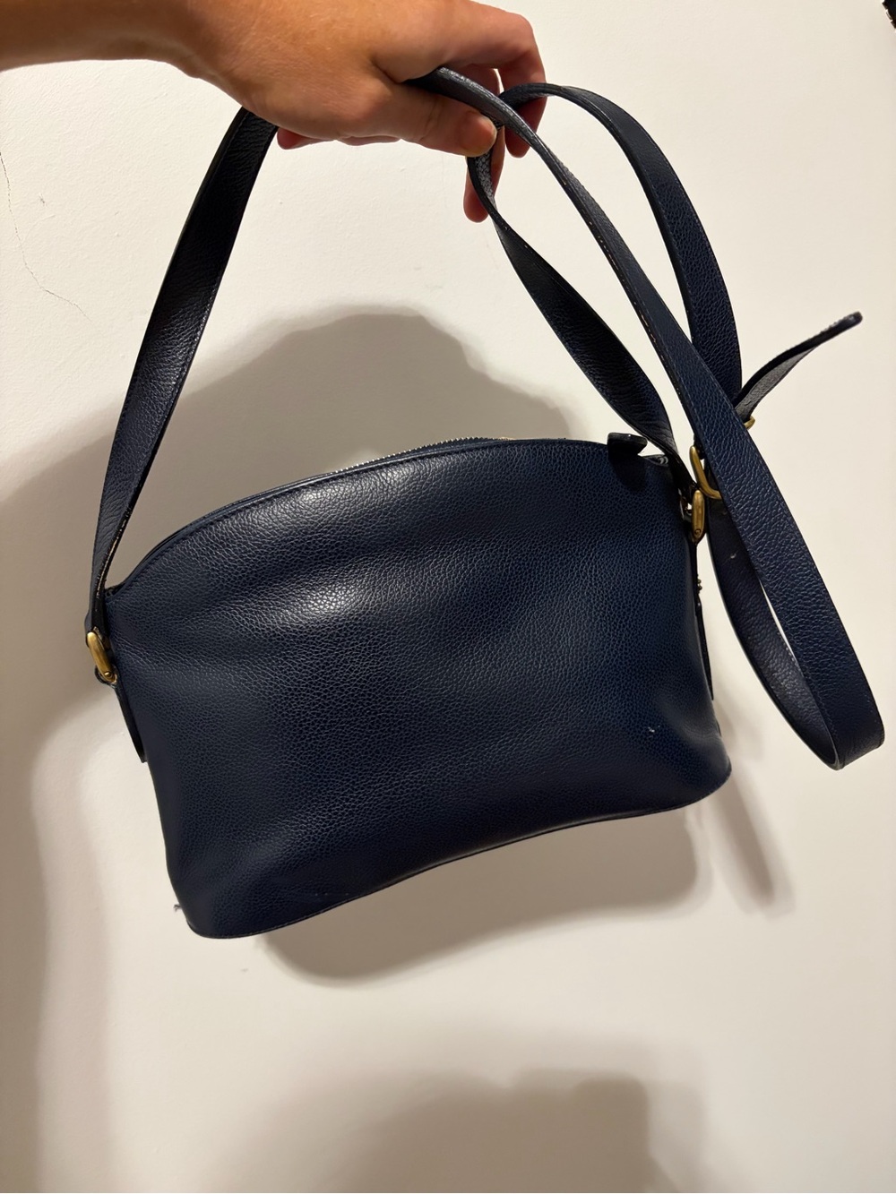 Vintage Coach Navy Pebble Leather Crossbody Bag
